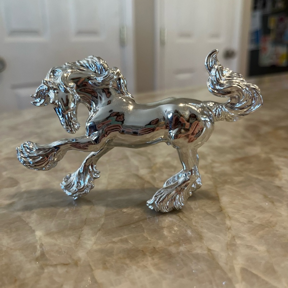 Breyer Horse Stablemate 70th Anniversary Chrome Chase Piece